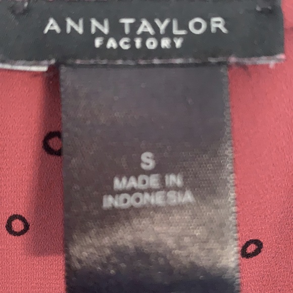 Ann Taylor 3/4 bell sleeve top S. Great Fall piece - Picture 2 of 3